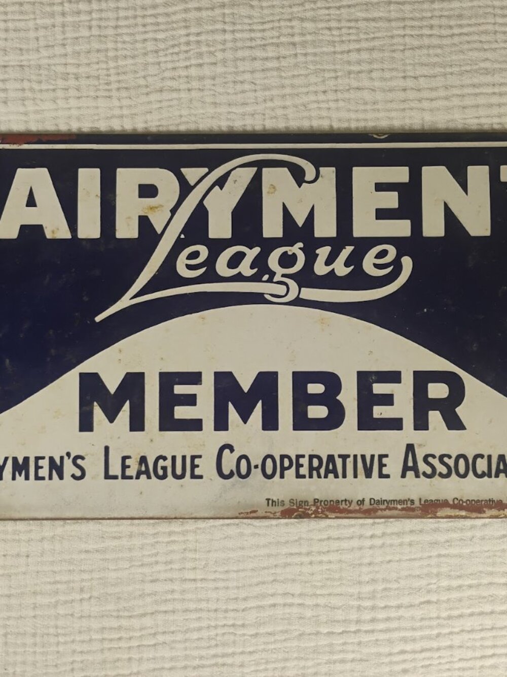 Vintage Dairymen’s League Member Metal Sign Farmhouse Dairy Advertising Decor - Picture 2 of 5